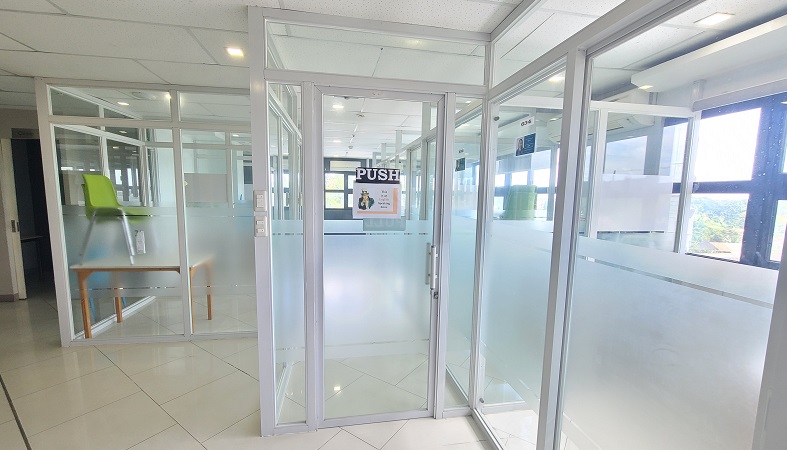 اكاديمية سيلا يوني سيبو الفلبين 5